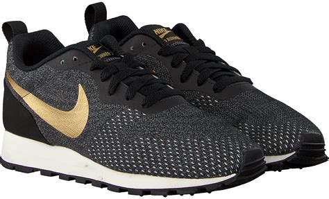 zwarte nike sneakers dames